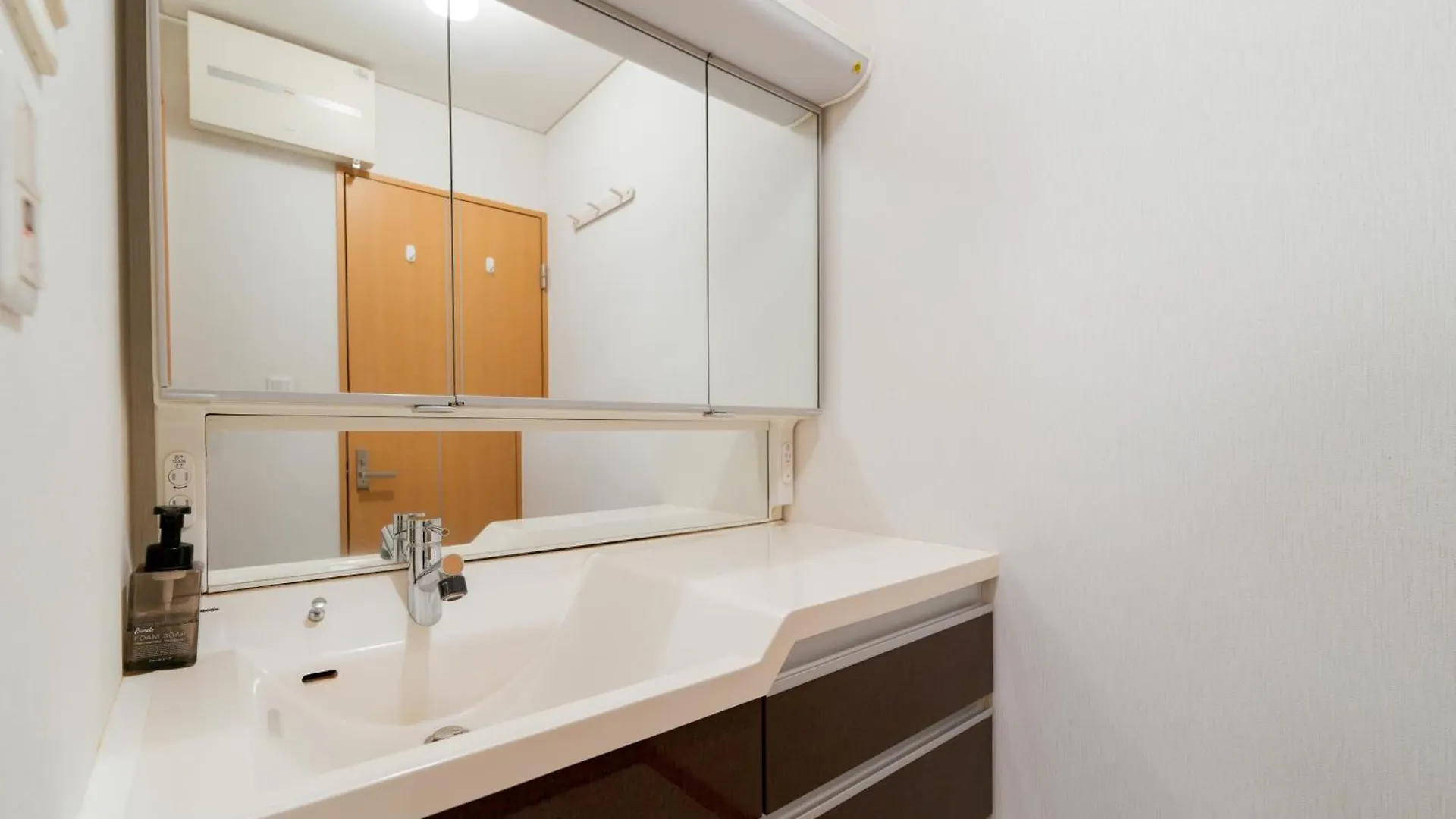 فيلا Higashi Shinjuku Modern House طوكيو اليابان